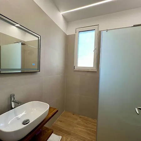 Villa Malaj 2 Vlore Exterior photo