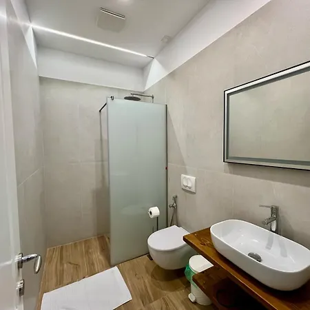 Villa Malaj 2 Vlore Exterior photo